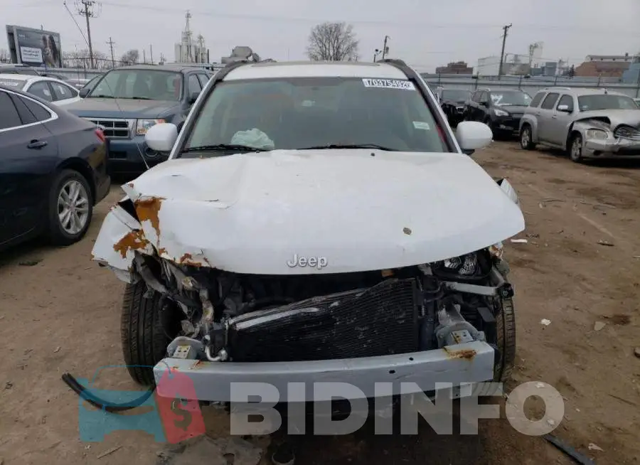 1C4NJDEB8FD154591 Photo# 5