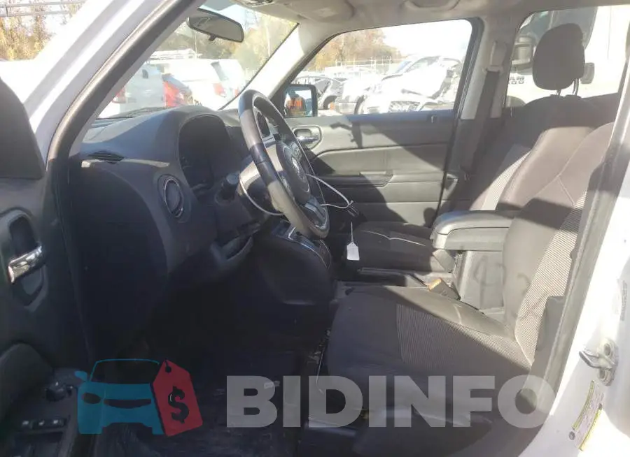 1C4NJRFB1ED630366 Photo# 5