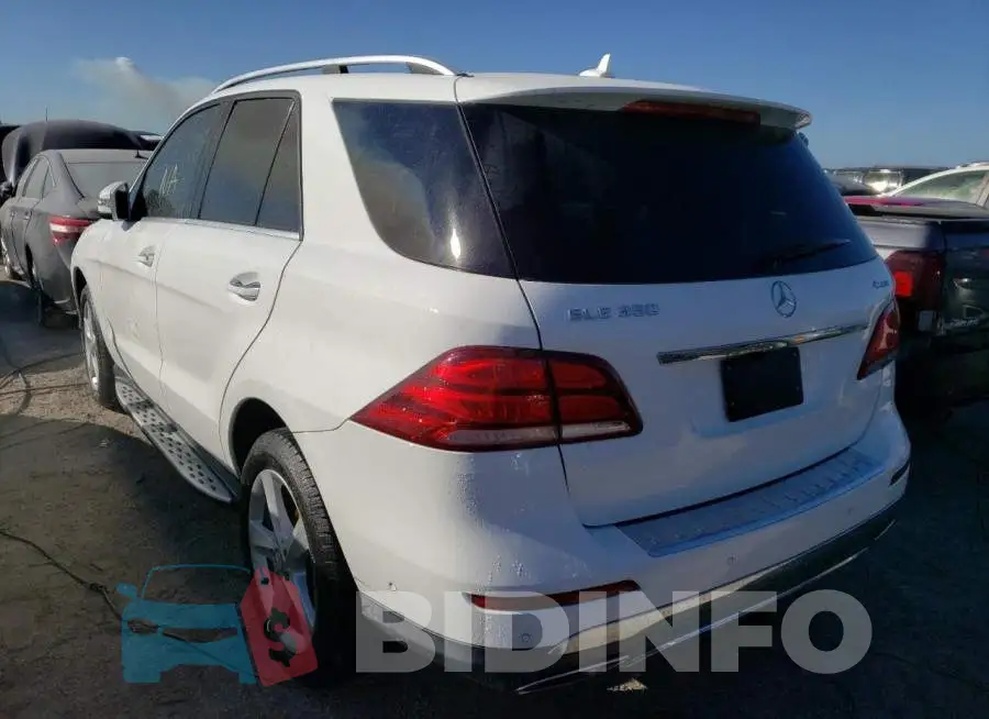 4JGDA5HB8HA891173 Photo# 3