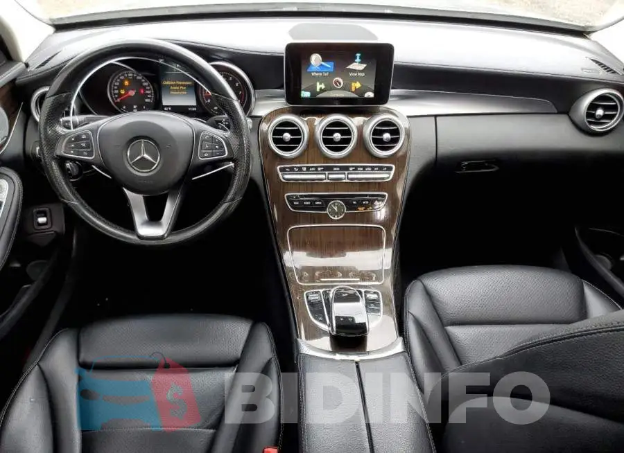 55SWF4KB5GU148458 Photo# 8
