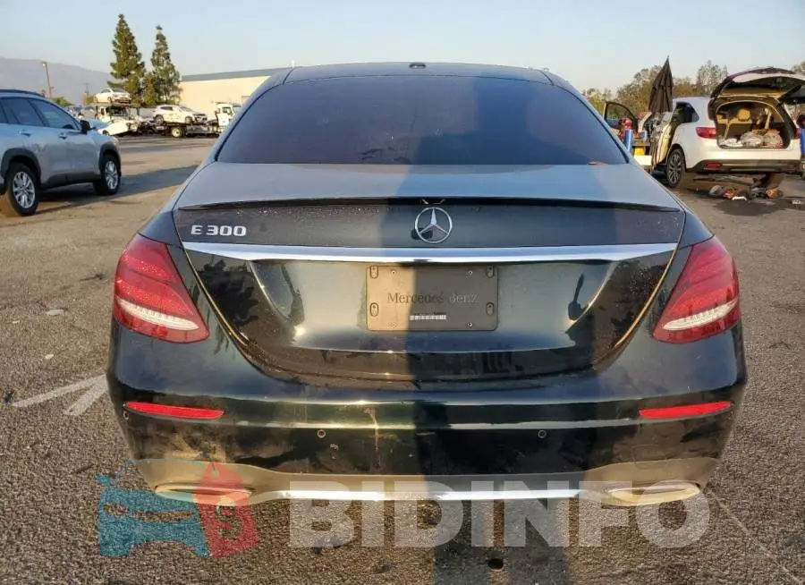 WDDZF4JB5HA115654 Photo# 6