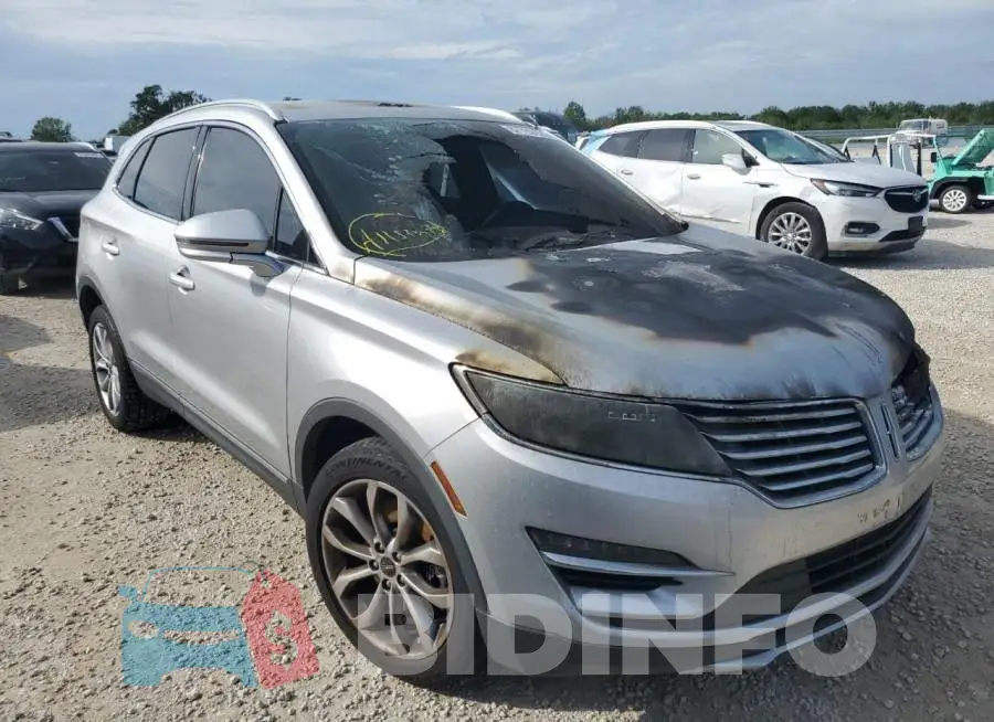 5LMCJ2C98GUJ26876 Photo# 4