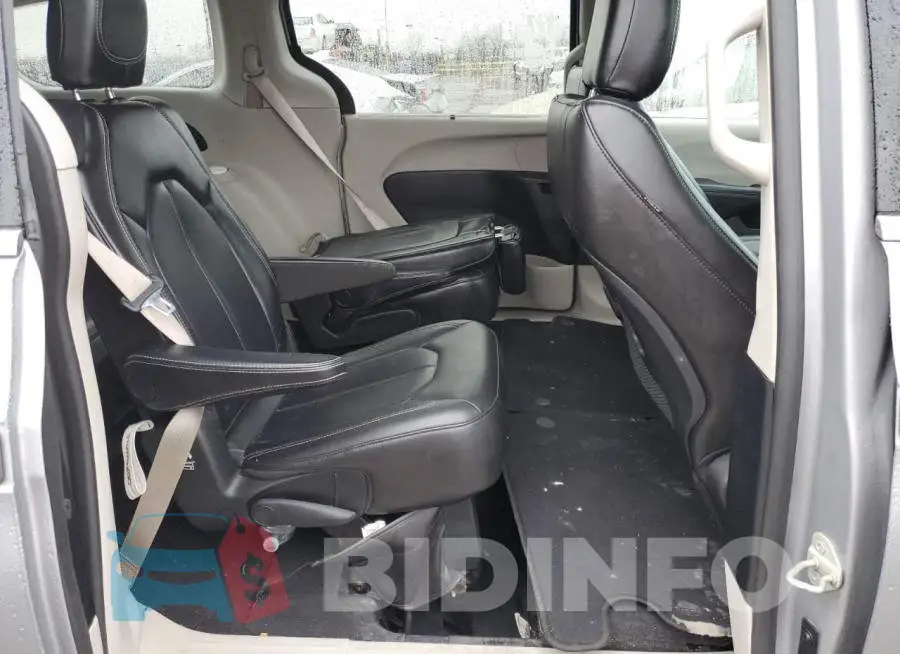 2C4RC1DG5LR257032 Photo# 11