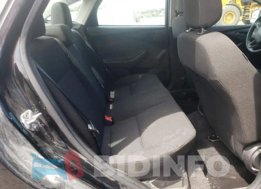 1FADP3E21JL303237 Photo# 6