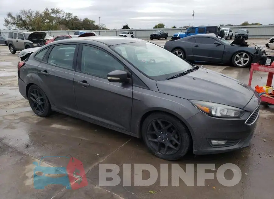 1FADP3F21GL281344 Photo# 4