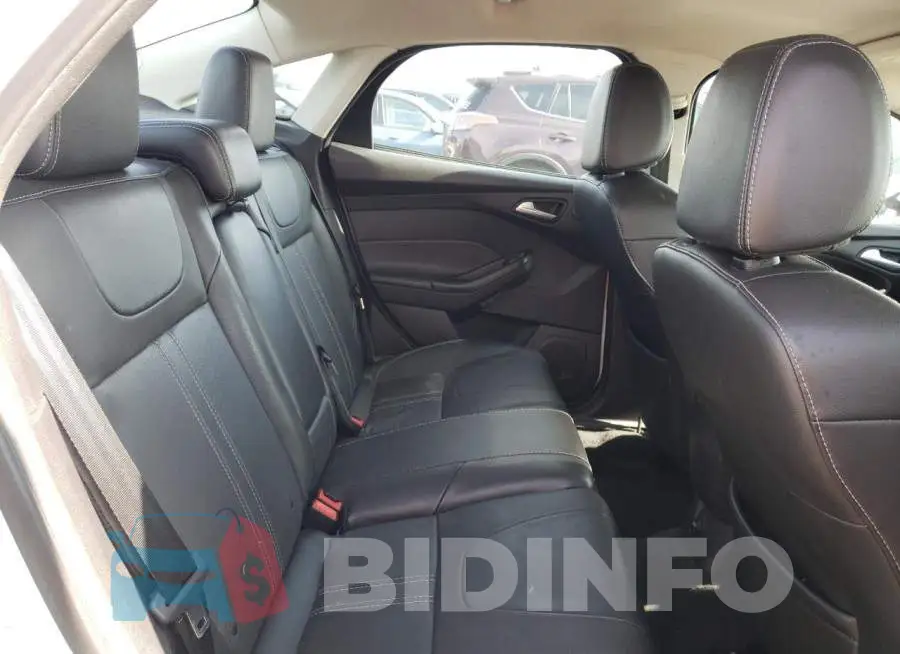1FADP3F25EL223623 Photo# 6