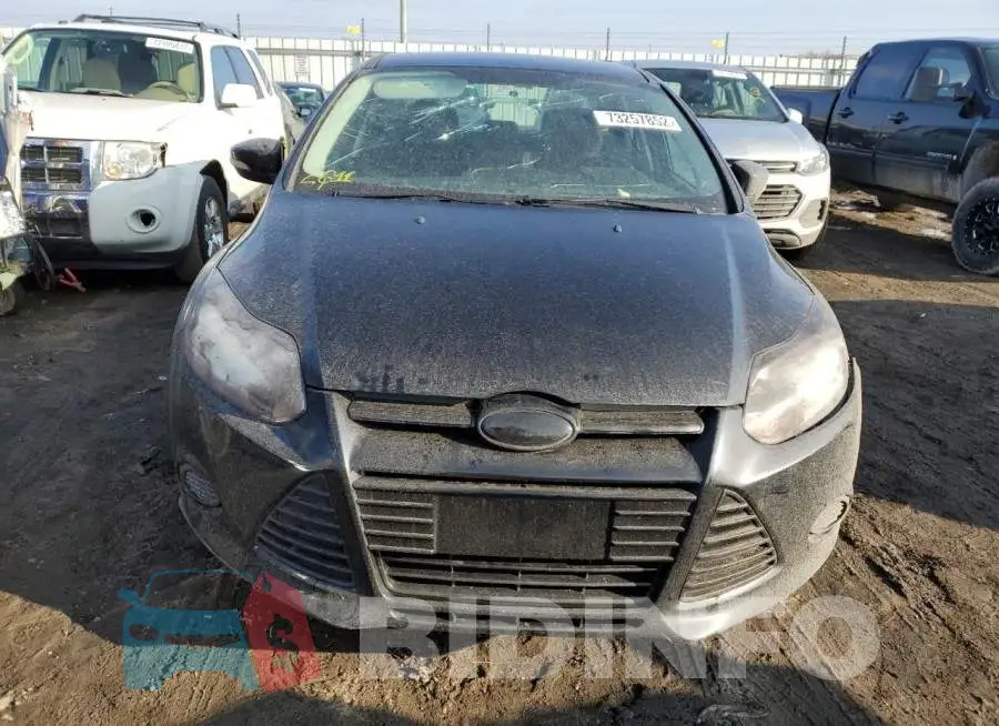 1FADP3F2XEL397915 Photo# 5