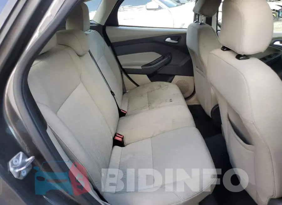 1FADP3K23GL211088 Photo# 6