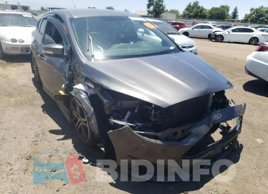 1FADP3L97GL268163 Photo# 1
