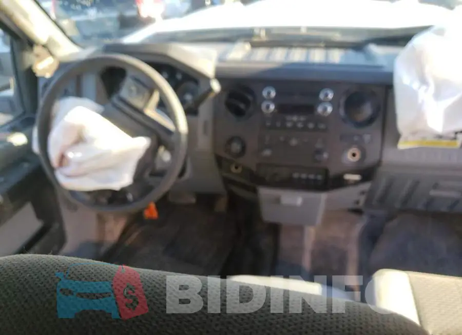 1FT7X2B67GED35812 Photo# 8