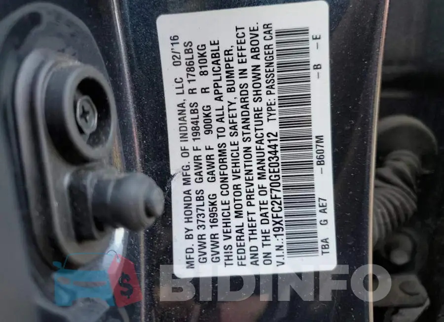19XFC2F70GE034412 Photo# 12