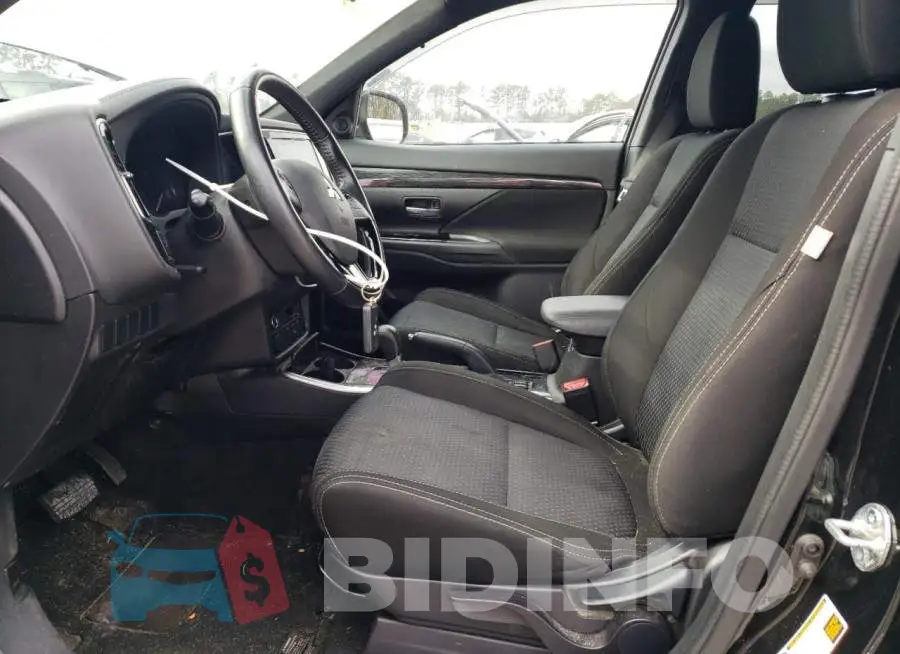 JA4AD3A36JZ049259 Photo# 7