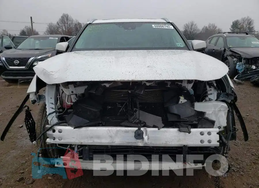 5TDXBRCH7LS004174 Photo# 5