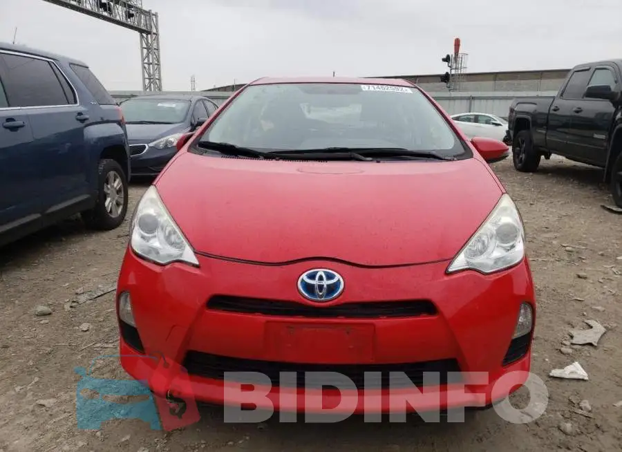 JTDKDTB35E1571619 Photo# 5