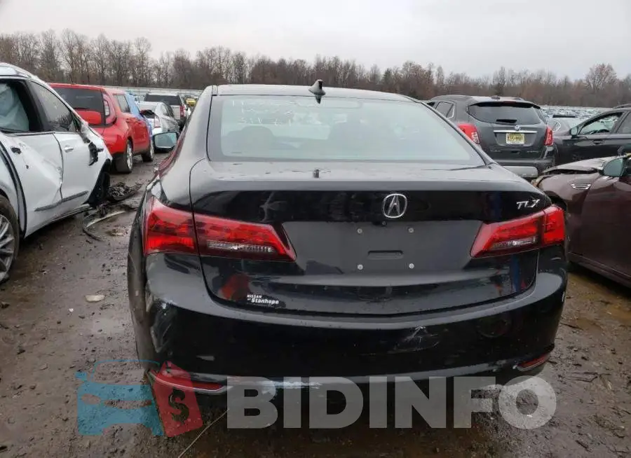 19UUB1F30FA011734 Photo# 6