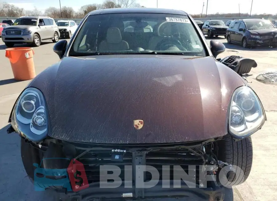 WP1AA2A23HKA90563 Photo# 5