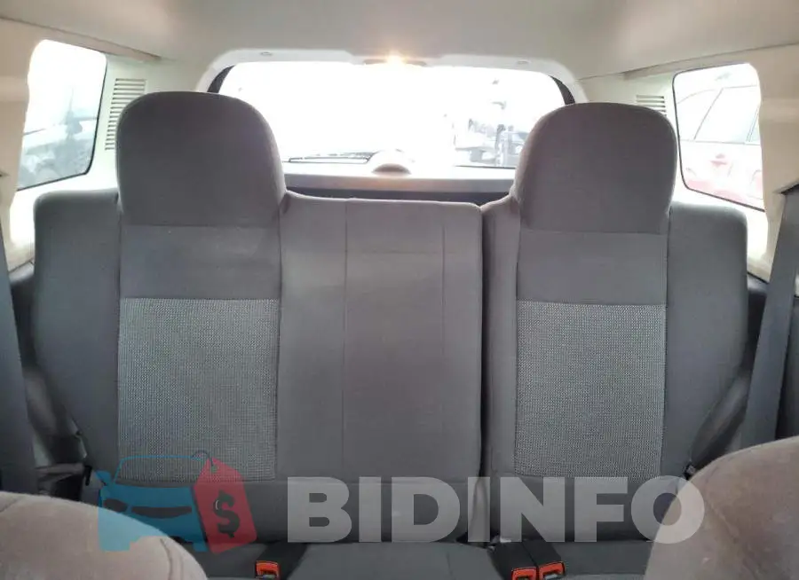 1C4NJPFB4FD274372 Photo# 10
