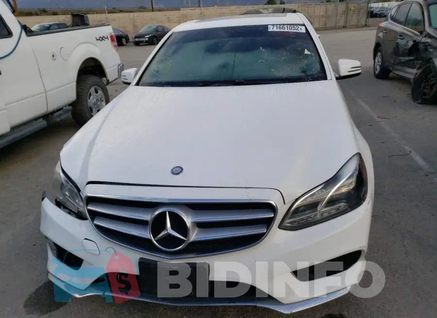 WDDHF5KB3EB025537 Photo# 5