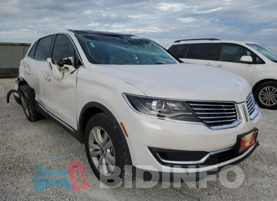 2LMPJ8LR3JBL26234 Photo# 4