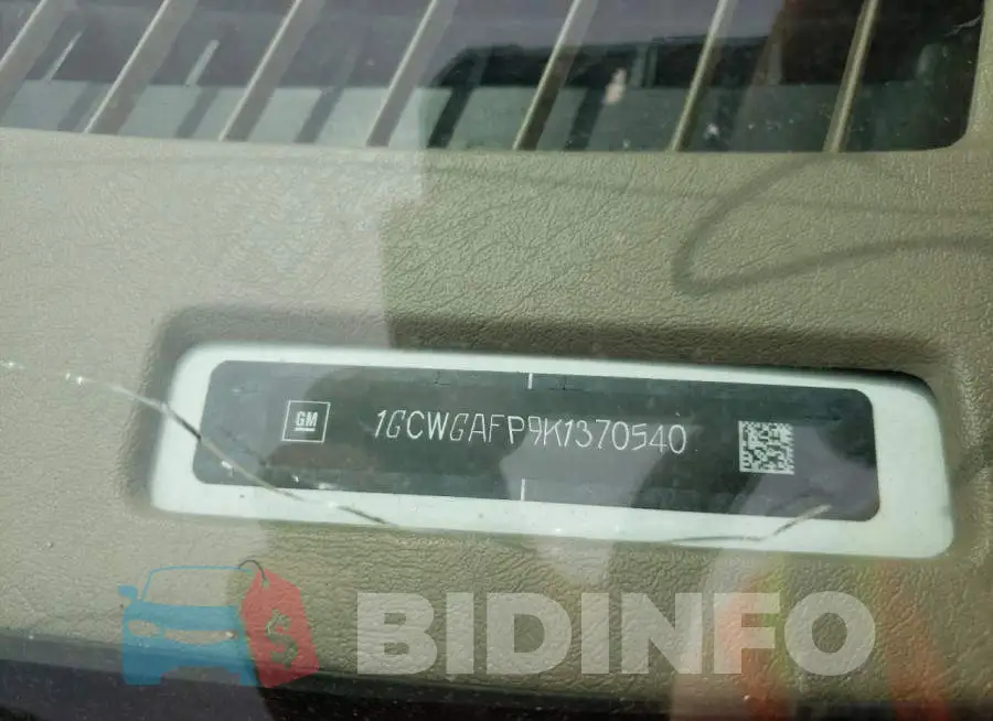 1GCWGAFP9K1370540 Photo# 10