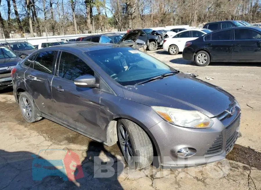 1FADP3F2XEL152872 Photo# 4