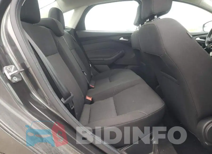 1FADP3FE2HL282921 Photo# 10