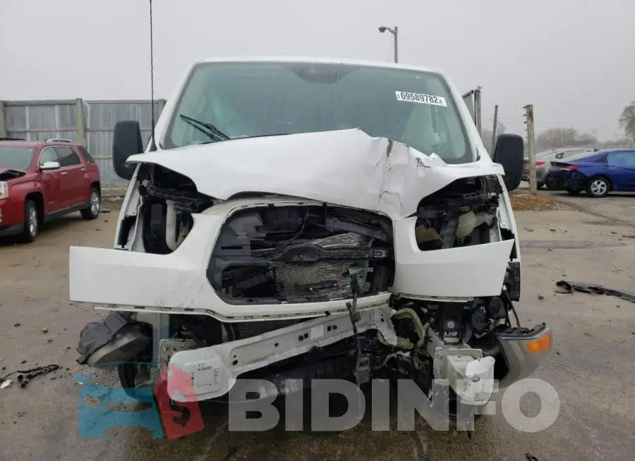1FBZX2YM6HKA94850 Photo# 5