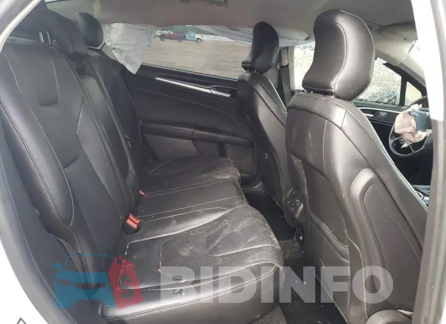 3FA6P0K9XGR220196 Photo# 10