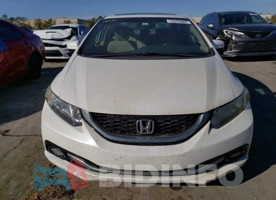19XFB2F99FE057660 Photo# 5