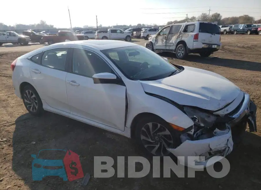 19XFC2F71HE215326 Photo# 4