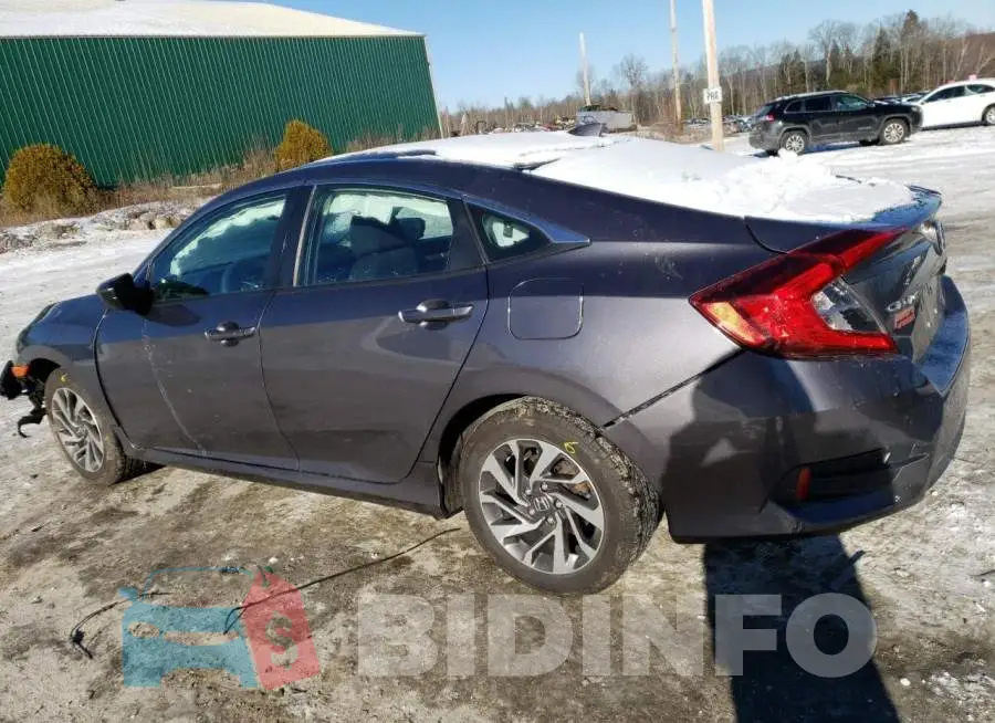 19XFC2F79JE000492 Photo# 2