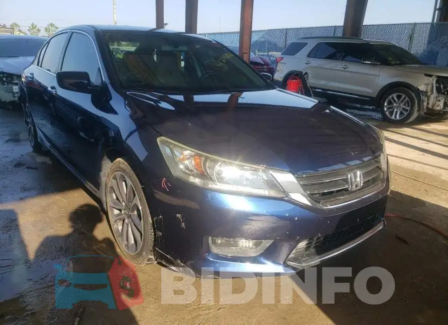 1HGCR2F55FA181523 Photo# 1