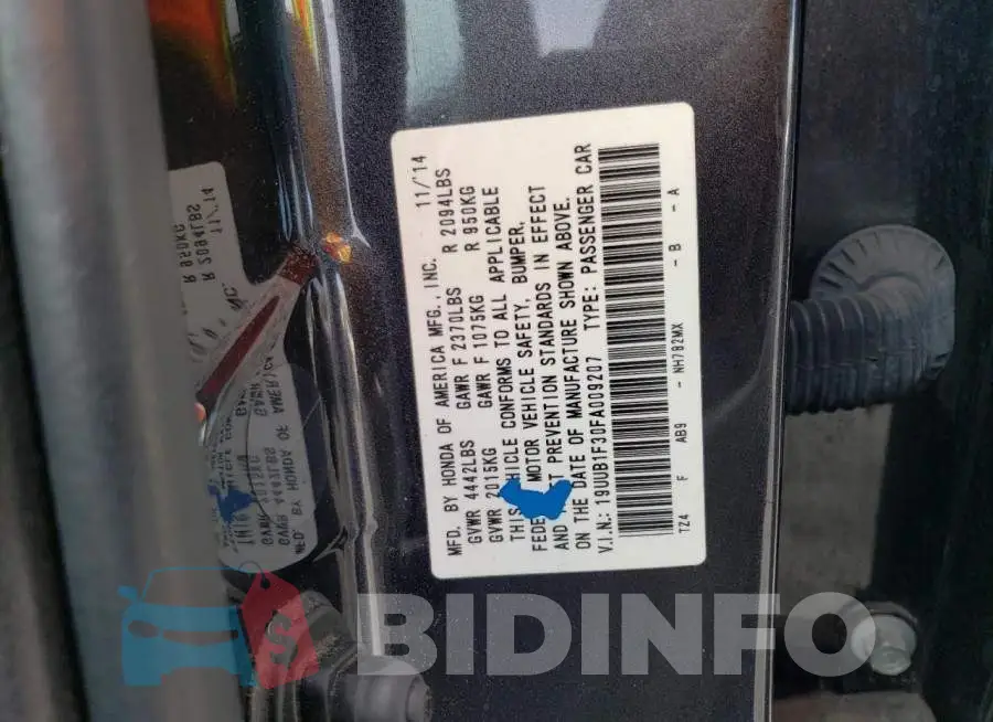 19UUB1F30FA009207 Photo# 12