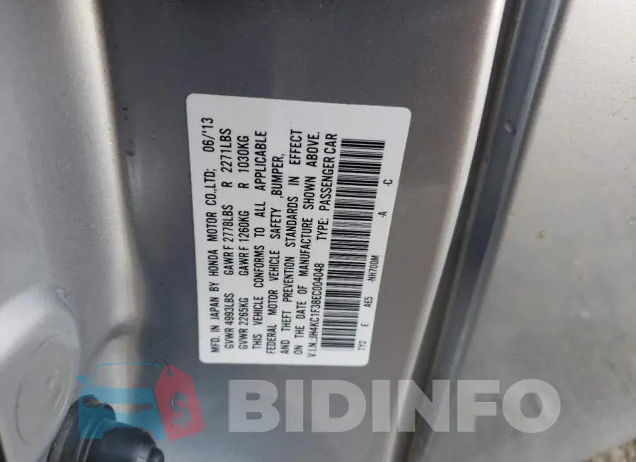 JH4KC1F38EC004048 Photo# 12