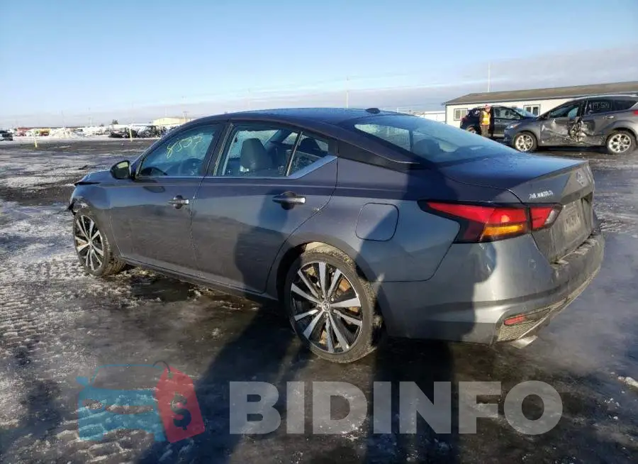 1N4BL4CV3NN350916 Photo# 2