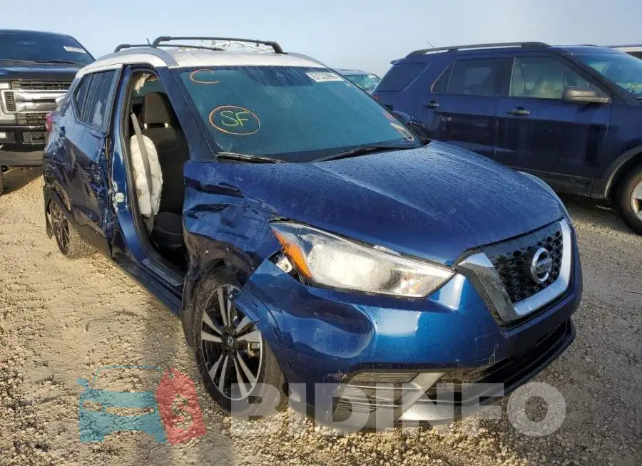 3N1CP5CV4LL576178 Photo# 1