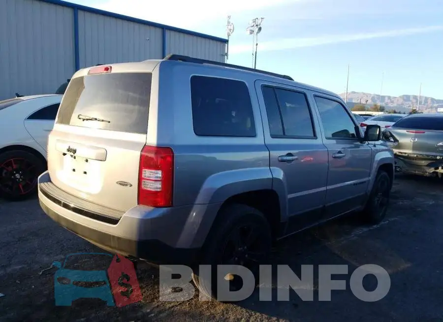 1C4NJPBAXFD372268 Photo# 3