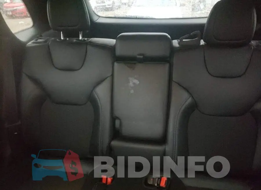 1C4PJLLB6MD211471 Photo# 10