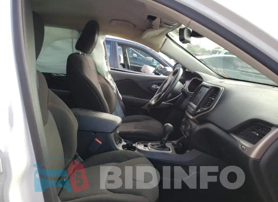 1C4PJMCB6HW587765 Photo# 5