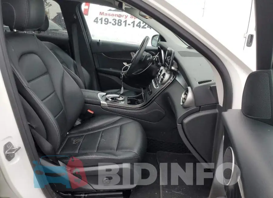 WDC0G4KB9GF087643 Photo# 5