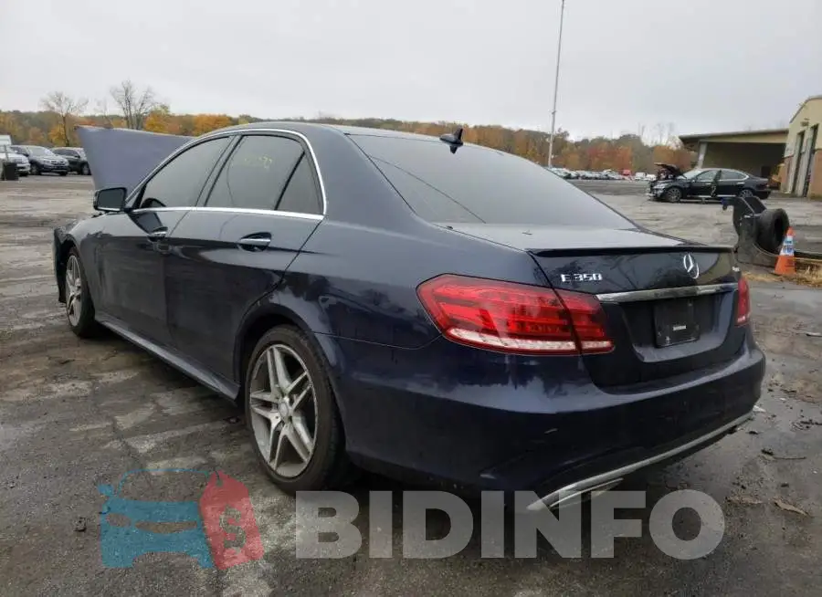 WDDHF8JB3GB285765 Photo# 3