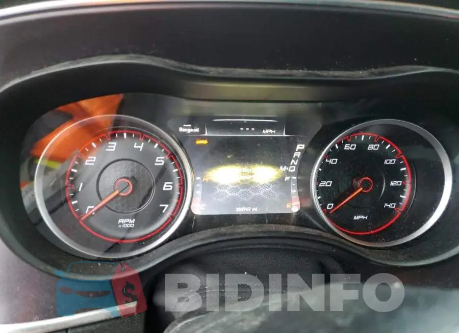 2C3CDXBG6FH862264 Photo# 9