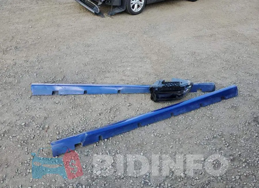 2C3CDXHG8KH721553 Photo# 12