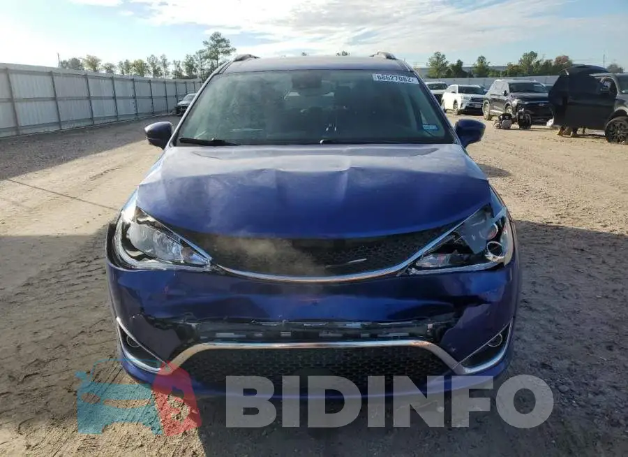 2C4RC1BG0LR287302 Photo# 5
