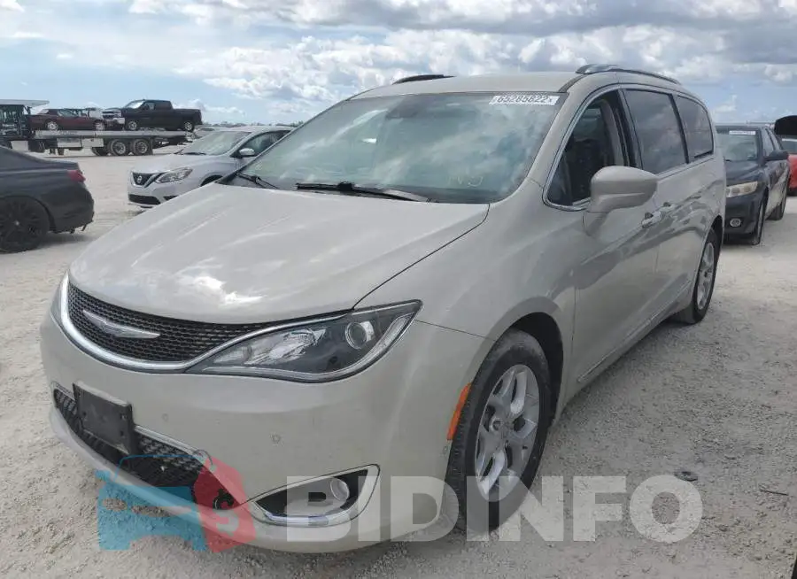 2C4RC1EG5HR722267 Photo# 2