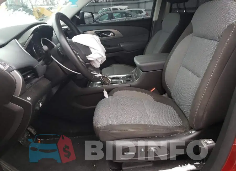 1GNEVGKW3JJ105815 Photo# 7