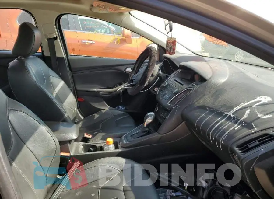 1FADP3F22FL320022 Photo# 5