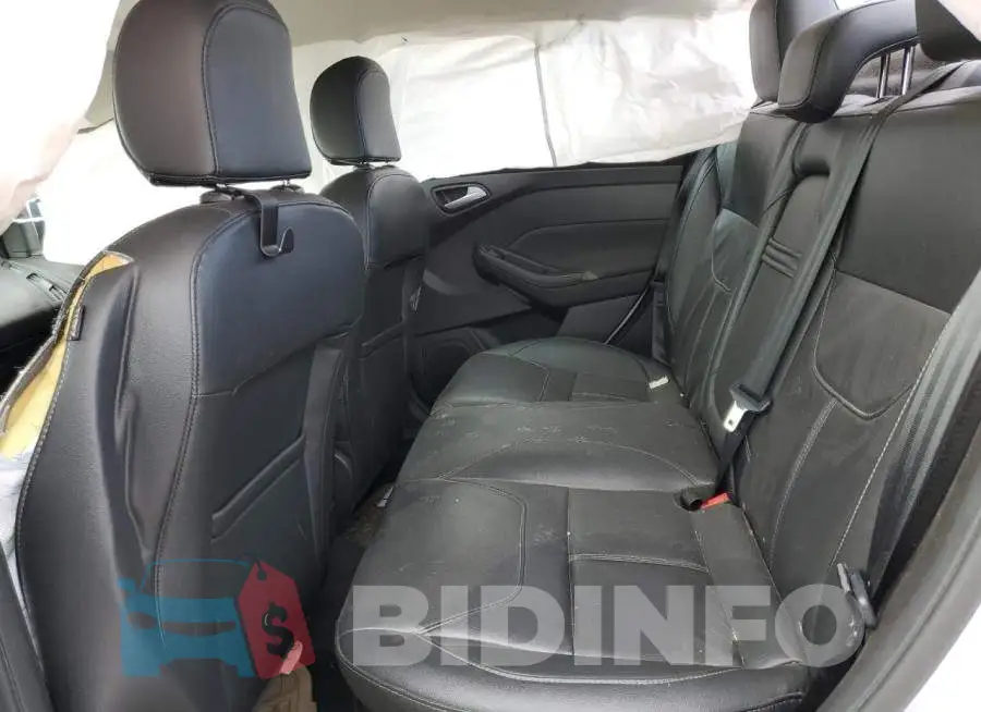 1FADP3F26GL340114 Photo# 6
