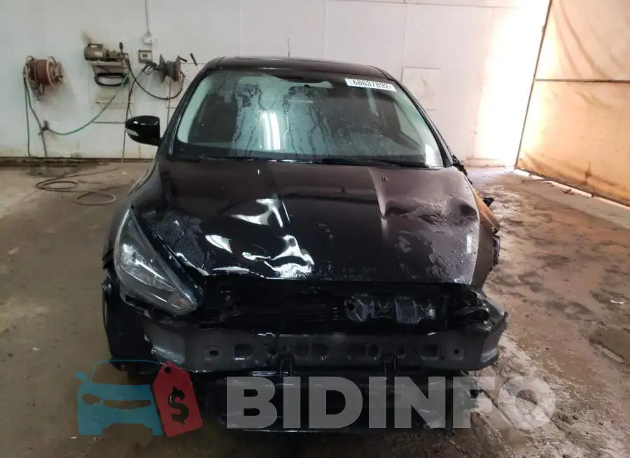 1FADP3M22JL228937 Photo# 5