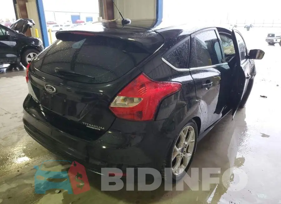 1FADP3N26EL339642 Photo# 4